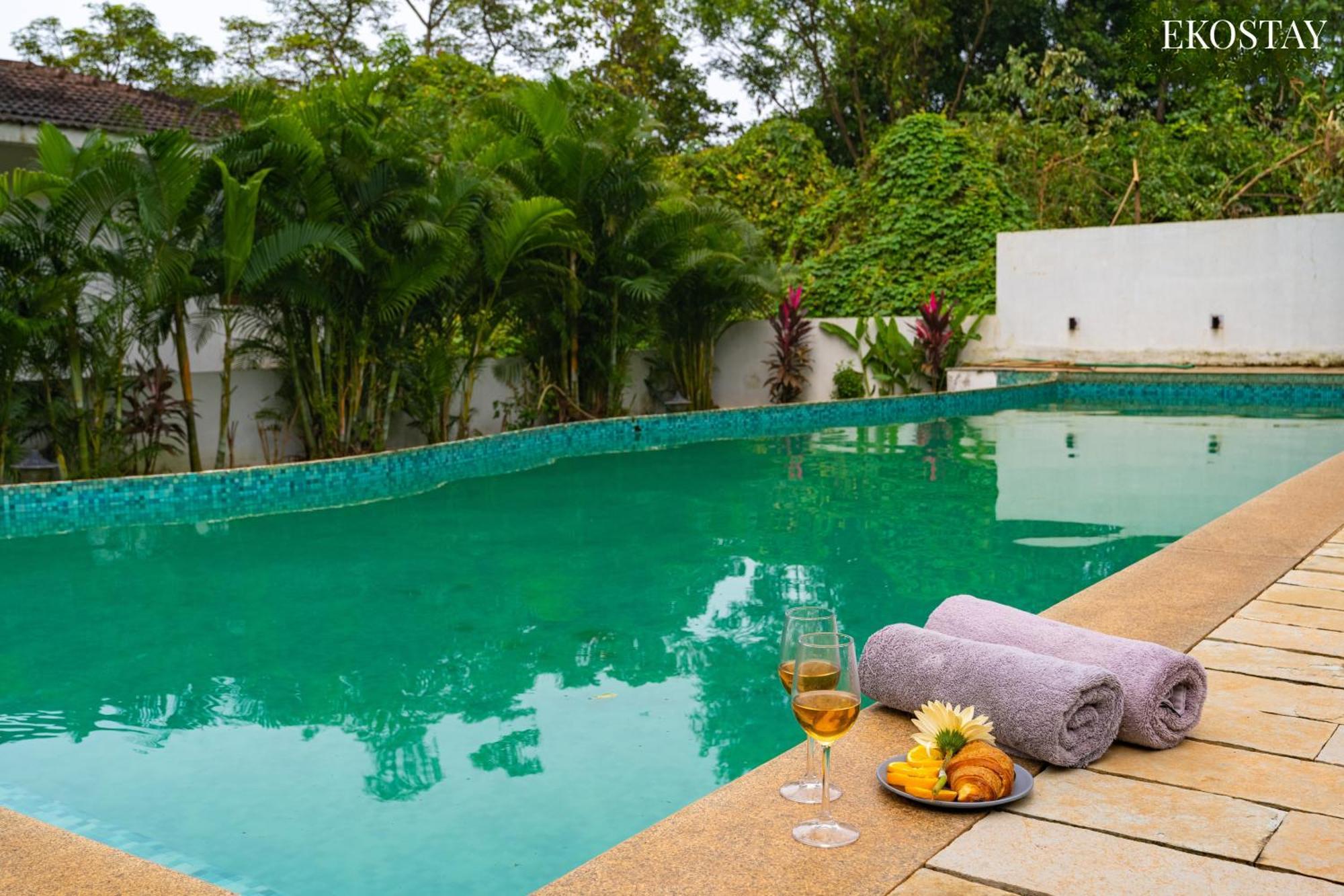 Eko Stay - Solace Villa I Charming Villa Close To Candolim Beach Exteriör bild