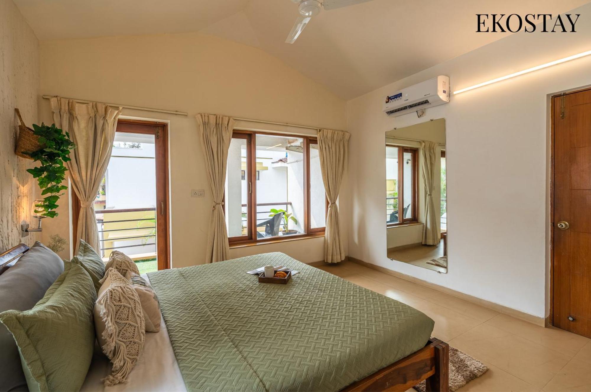 Eko Stay - Solace Villa I Charming Villa Close To Candolim Beach Exteriör bild